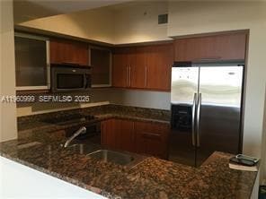 Building Photo - 888 Douglas Rd