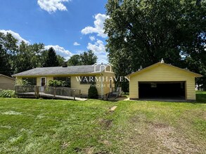 Building Photo - 770 Danner Rd