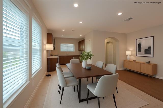 Building Photo - 616 England St