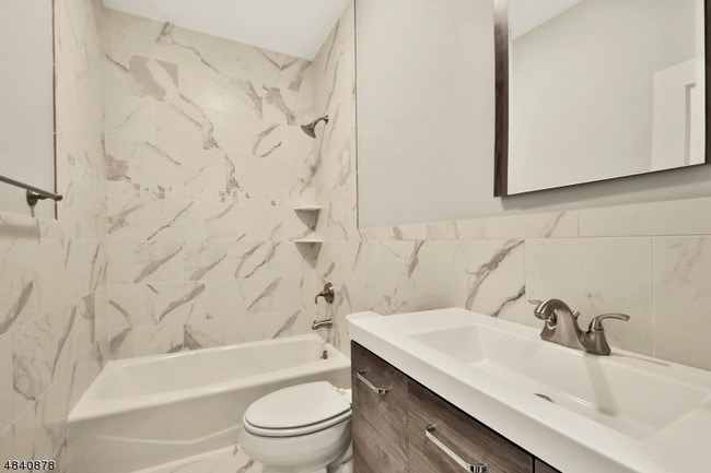 Building Photo - 115 Watchung Ave