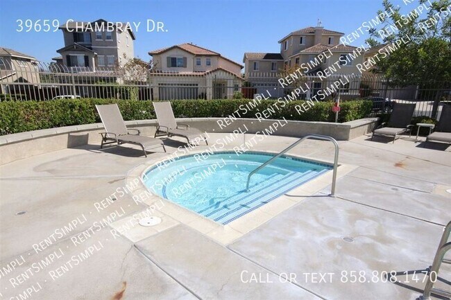 Building Photo - 39659 Chambray Dr