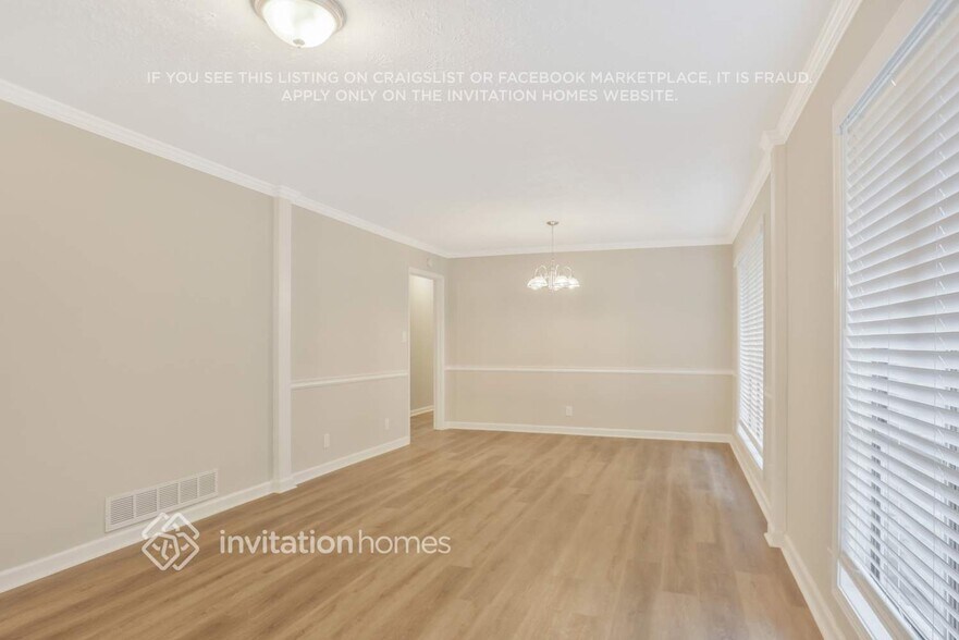 Building Photo - 4031 Linda Ln SW