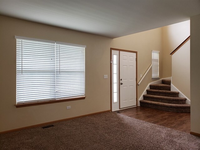 Building Photo - 7003 Sahara Dr