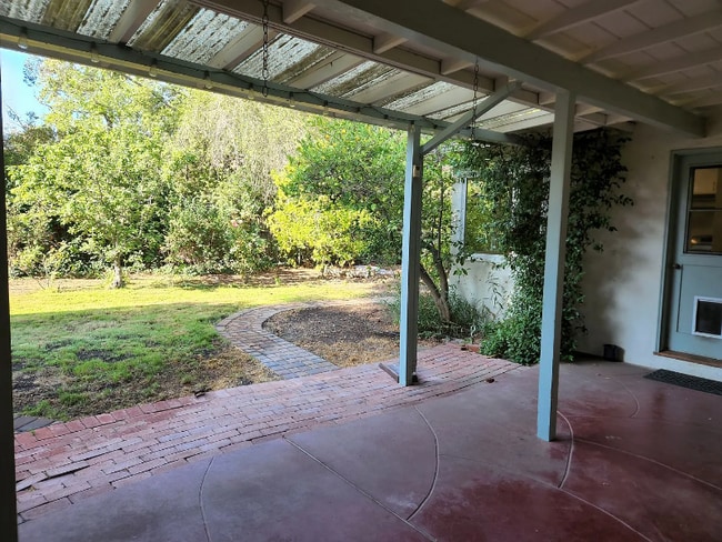 Building Photo - 4088 Laguna Way