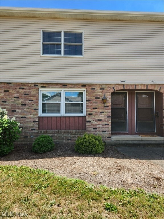 Building Photo - 2406 Ashdale St NW