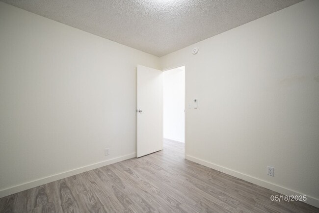 Building Photo - 3 BD/2 BA Home in Mililani with Garage (Av...