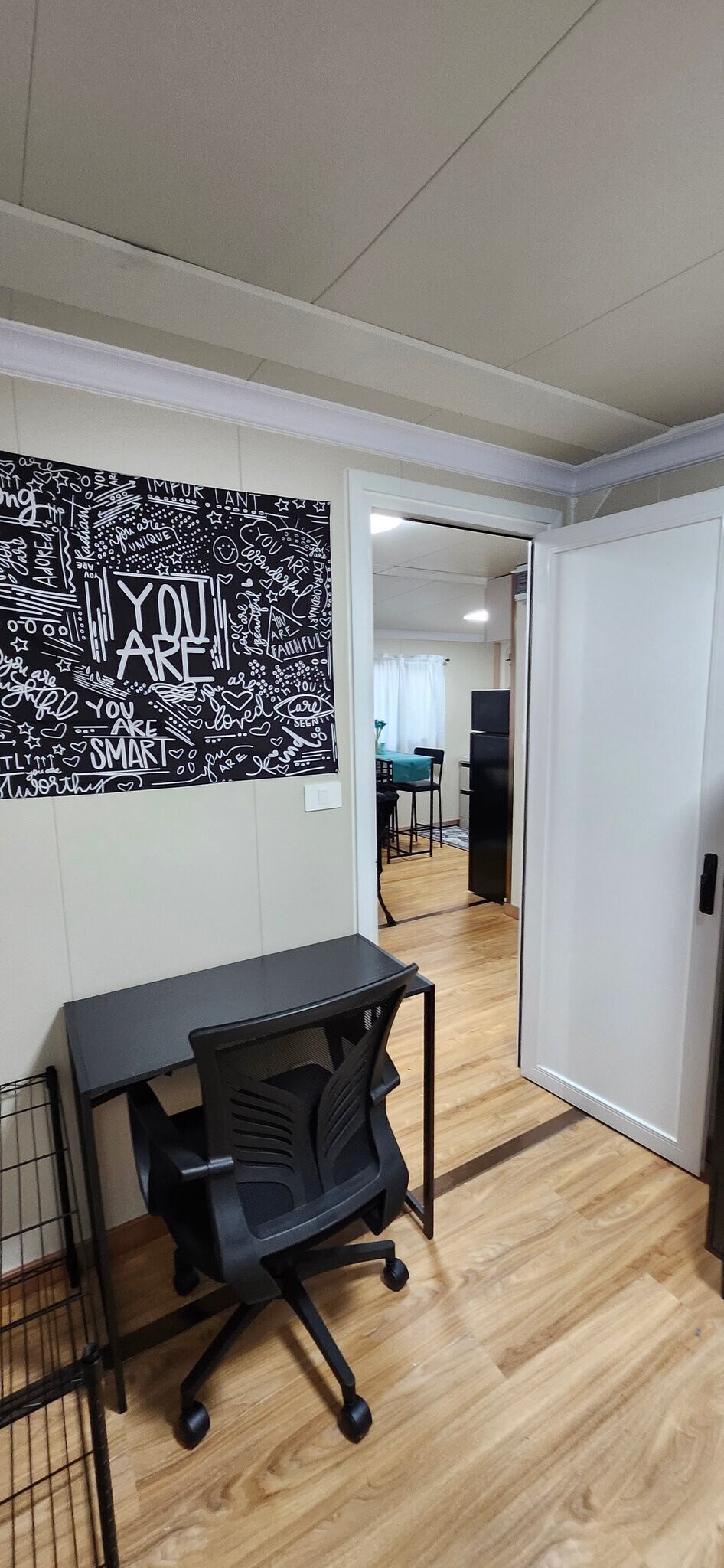 Building Photo - 2 W Nakoma