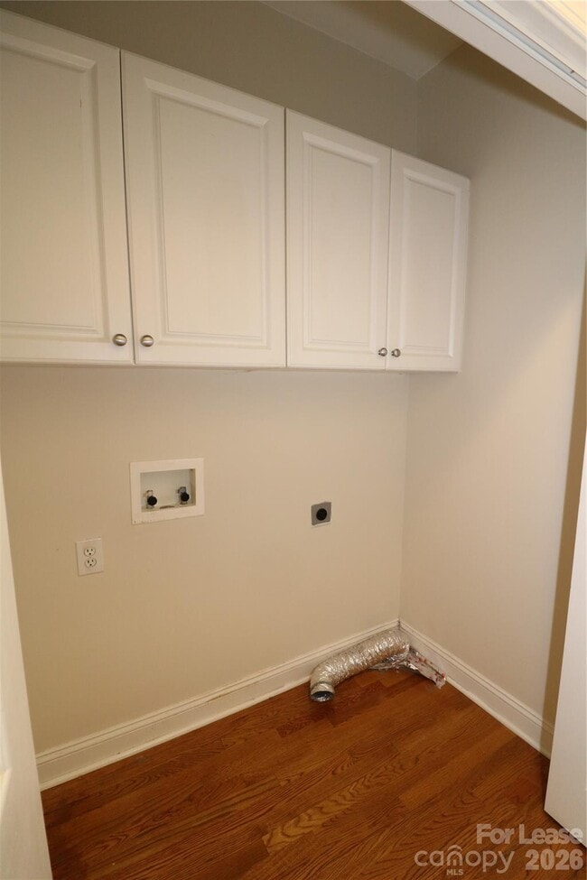 Building Photo - 166 Oak Haven Pl NW