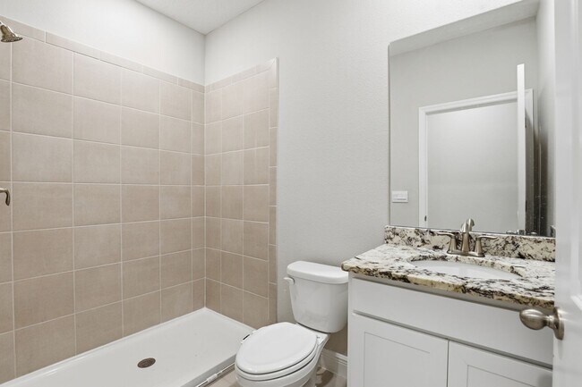 Building Photo - Finley Woods 4 bedroom 3 bath.