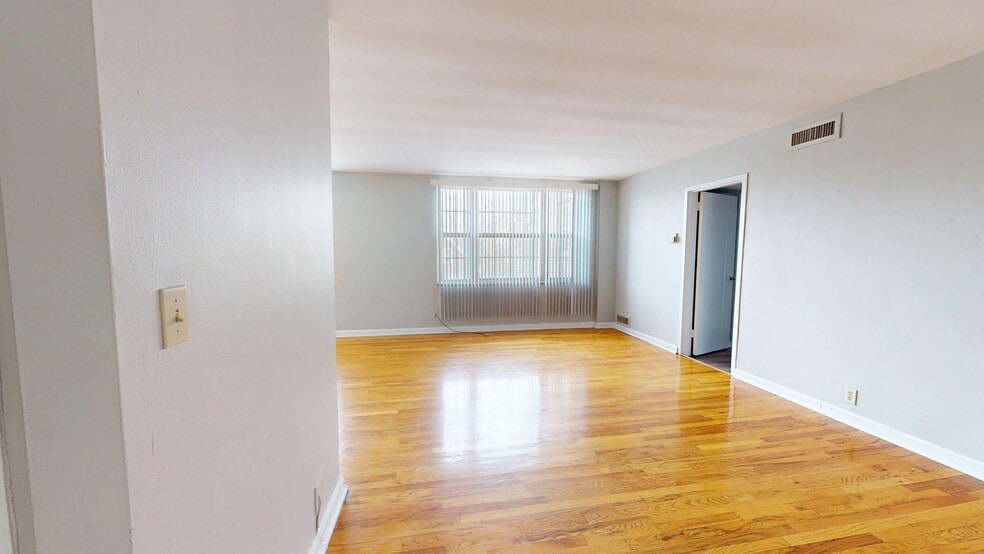 Interior Photo - Heights Pointe Apartments