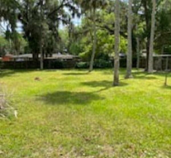 Building Photo - 813 Big Tree Rd