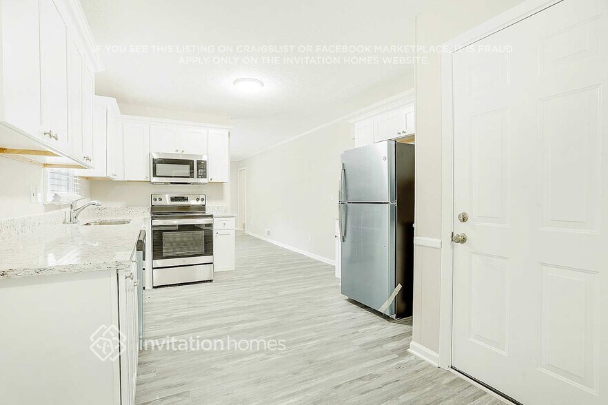 Building Photo - 3086 Tolbert Dr