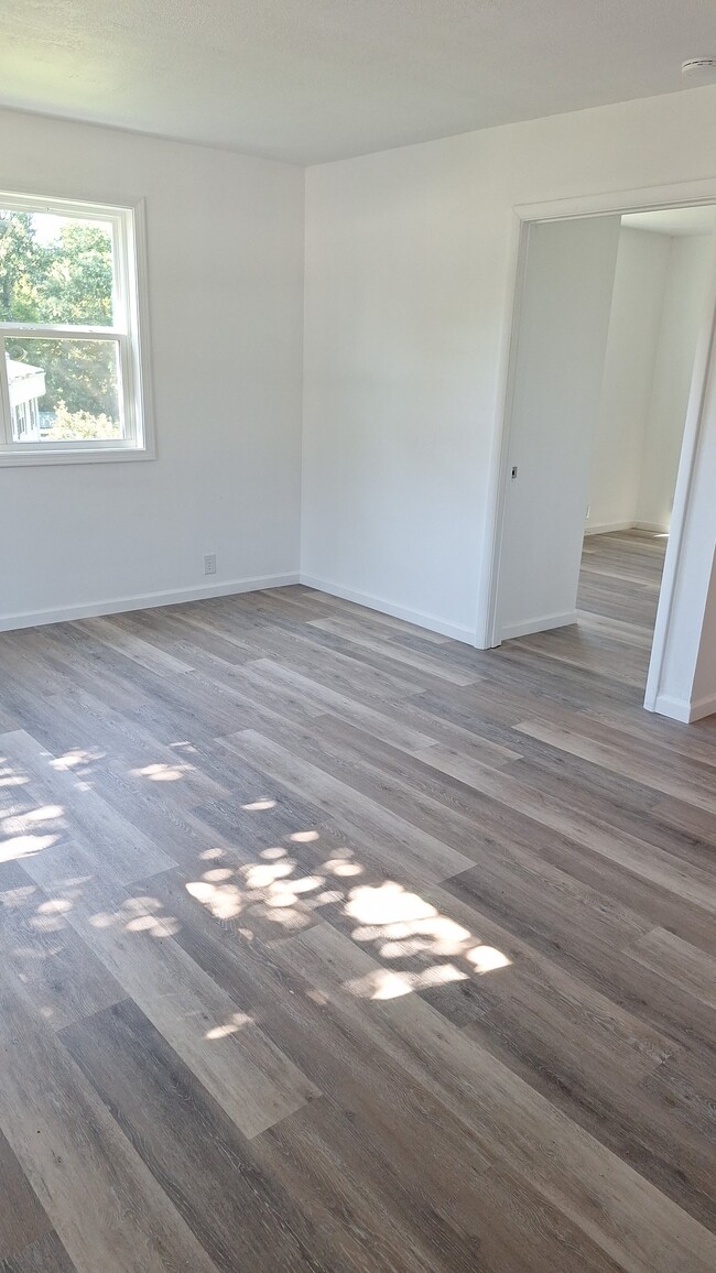 Building Photo - 80 McLarty Ln