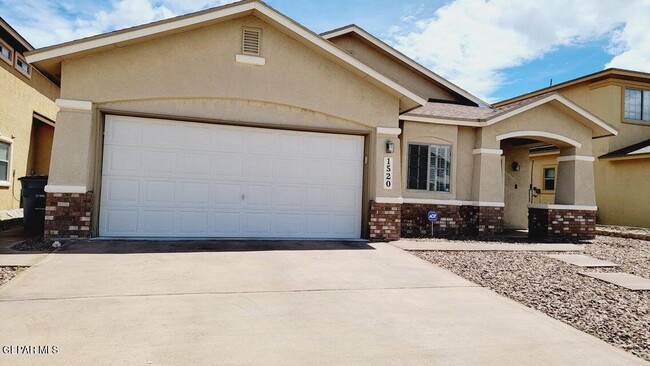 Building Photo - 1520 Prickley Pear Dr