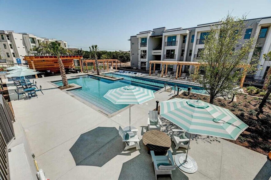 Building Photo - 7522 1/2 West Slaughter Lane-SI FL1-ID1537453P