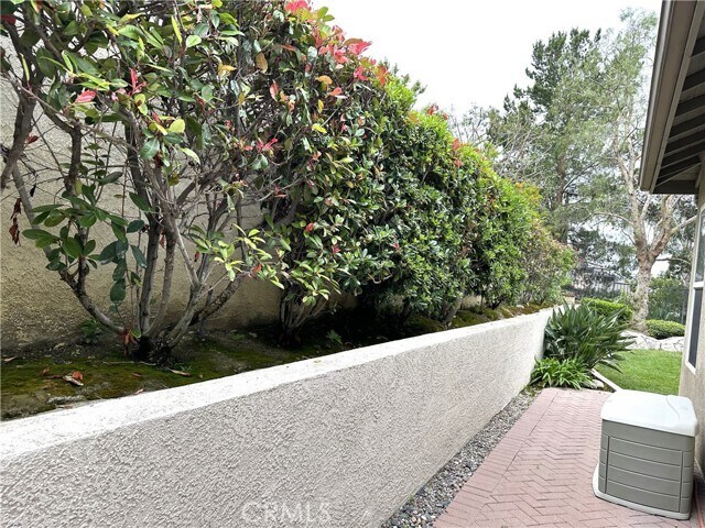 Building Photo - 5415 Vista Del Mar