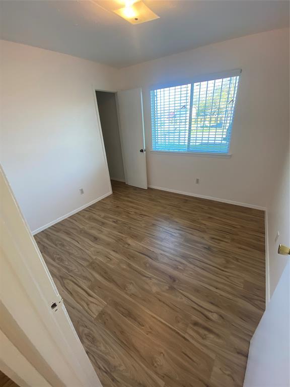 Building Photo - 2402 Dove Springs Dr
