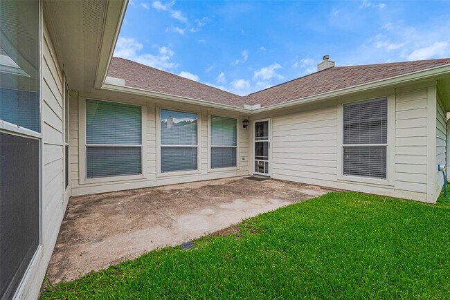 Building Photo - 25215 Sundown Canyon Ln
