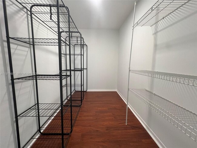 Building Photo - 6435 SW 116th Pl