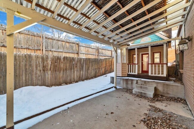 Building Photo - 6450-6452 Newcombe Ct.