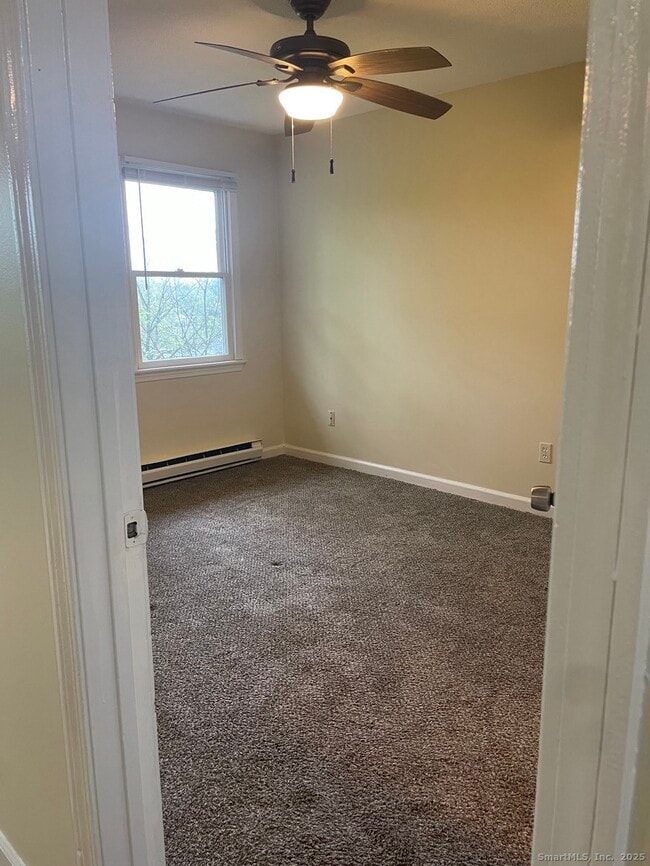 Building Photo - 68 W Main St