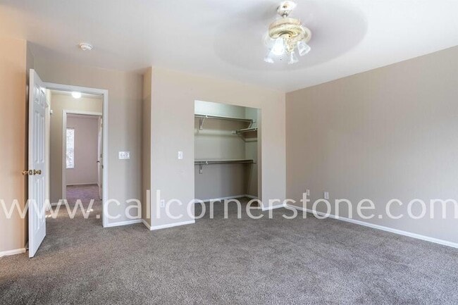 Building Photo - 6925 Blue Anchor Point