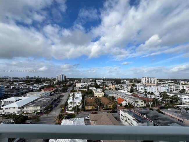 Building Photo - 7600 Collins Ave