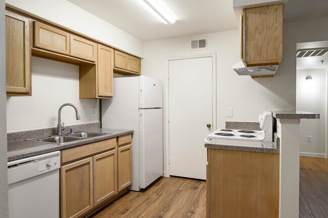 B1 Floorplan Kitchen - Memorial Heights at Washington
