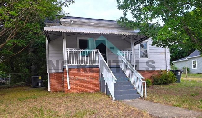 Building Photo - 1410 Maple St