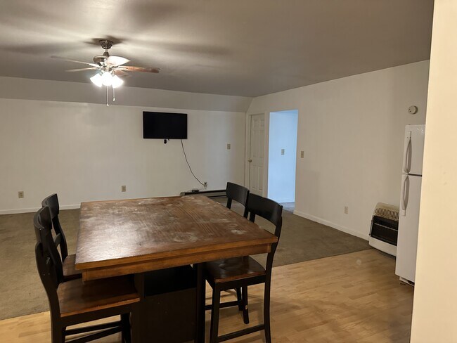 Building Photo - 6131 N 450 W