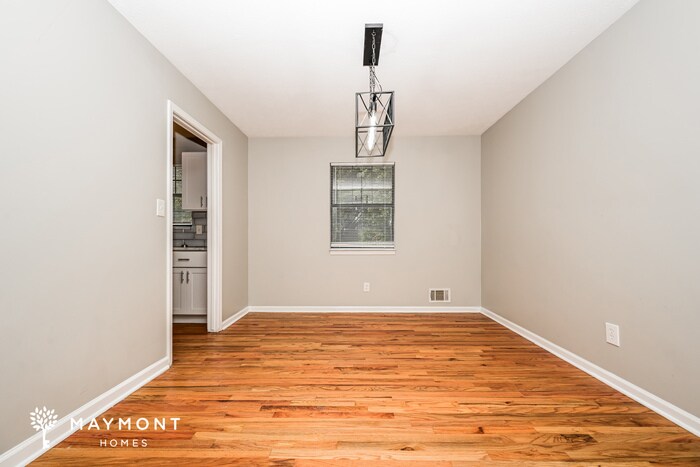 Building Photo - 5875 Clate Ct