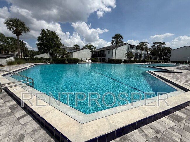 Building Photo - 4111 S Semoran Blvd