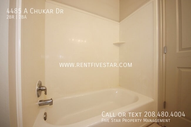 Building Photo - 4485 Chukar Dr