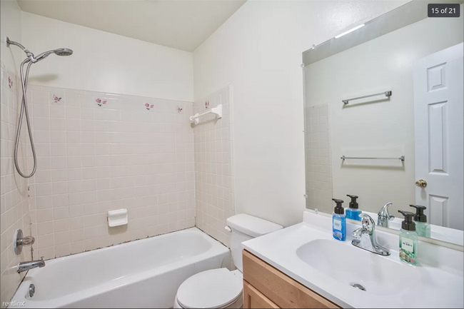 Building Photo - 2 br, 1 bath Duplex - 4789 Leah Court 4789