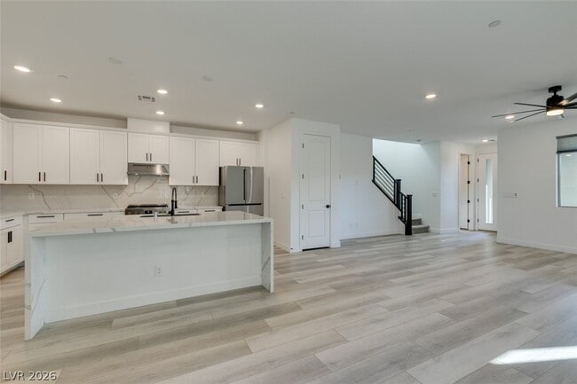 Building Photo - 11537 Cedar Shore Ave