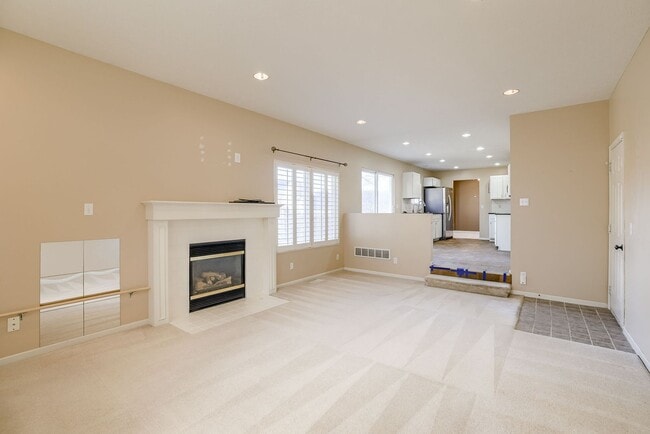 Building Photo - 3 Bedroom In A Great Location!!