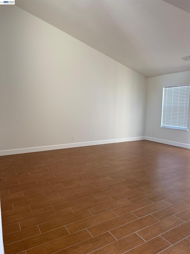 Building Photo - 101 E Portola Way