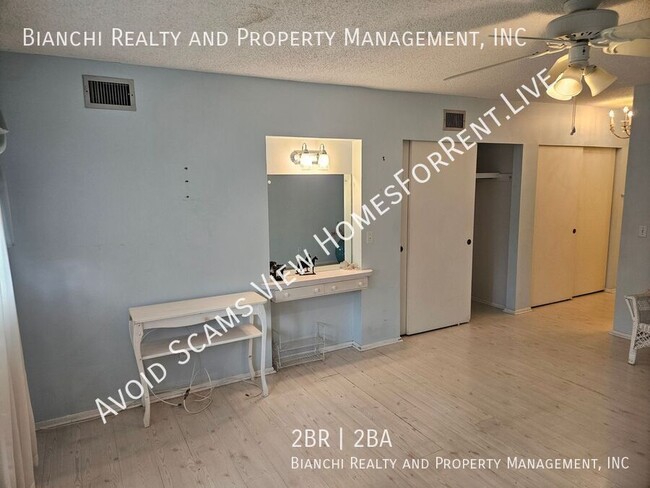 Building Photo - Condo Available - On Top of the World Comm...