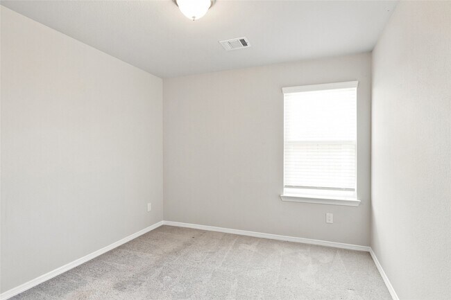 Building Photo - 24710 Russet Bluff Trl
