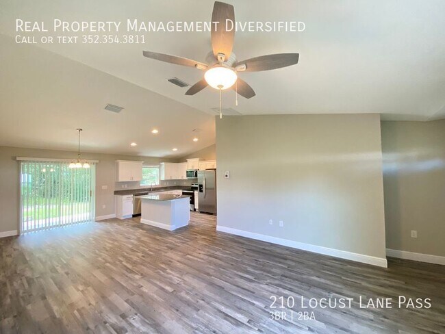 Building Photo - 210 Locust Lane Pass