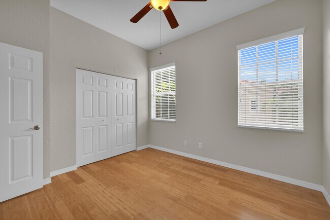 Building Photo - 4851 Bonsai Cir