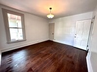 Building Photo - 832 Emerson St