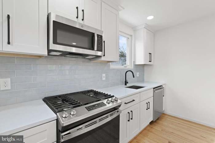 Building Photo - 10 E Taylor Run Pkwy
