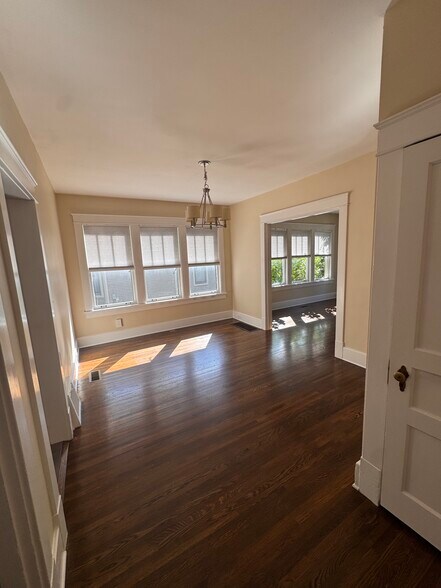Dining room view 2 - 1409 Stratton Ave