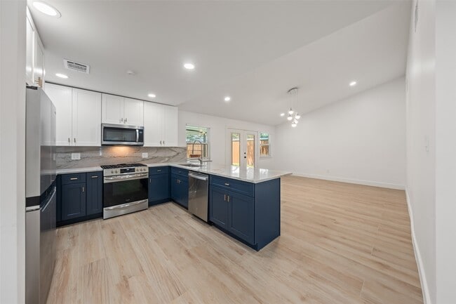 Building Photo - 9323 Portal Dr