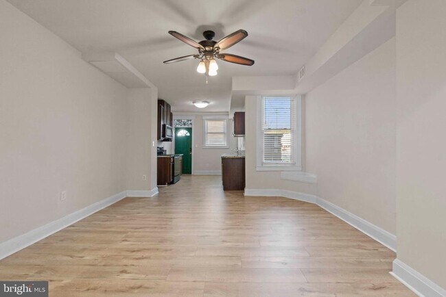 Building Photo - 2806 Ashland Ave