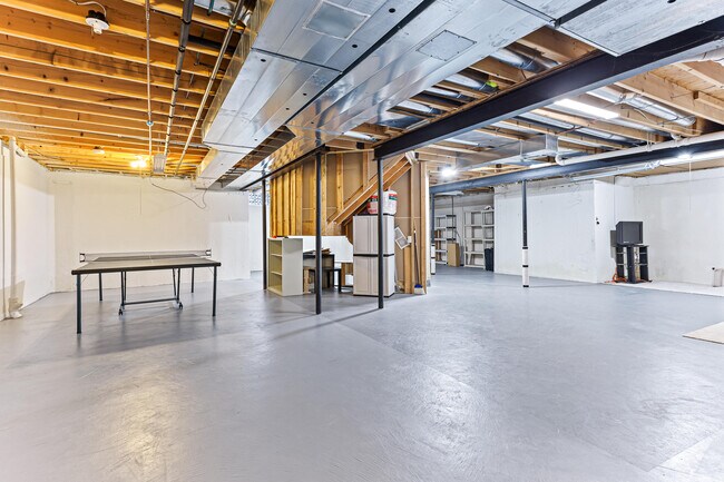 Building Photo - 22479 Havergale St