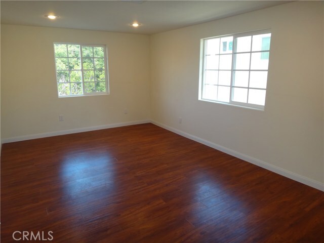 Building Photo - 6721 Rosemead Blvd