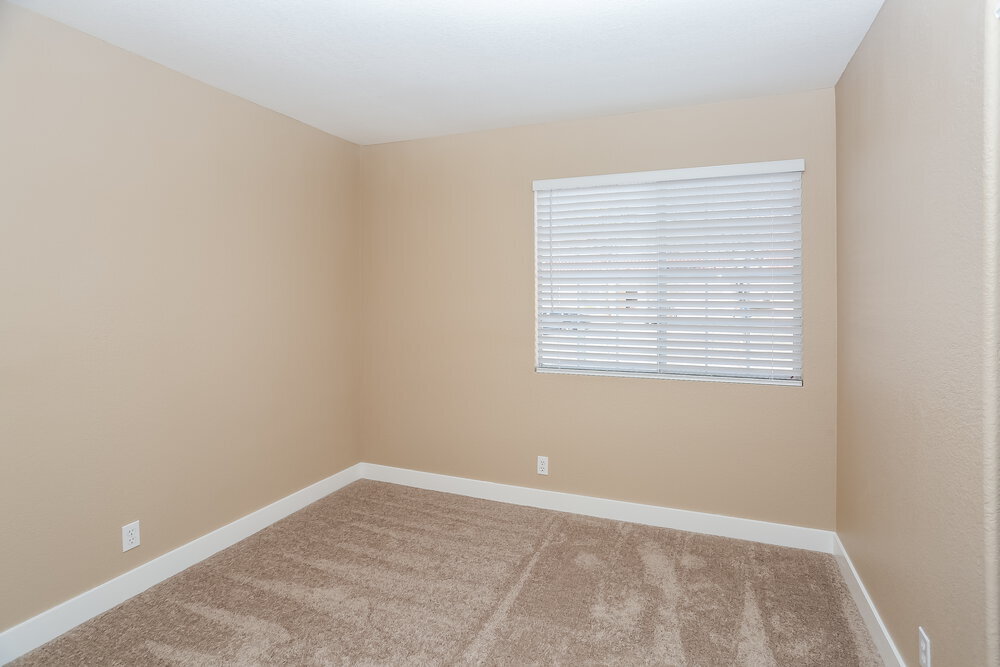 Building Photo - 925 Sunnyfield Way