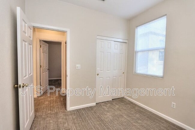 Building Photo - 506 Navigator Dr